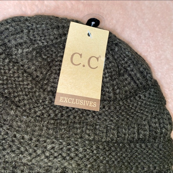 Cheveux Corp (C.C) BRAND NEW olive beanie - Picture 3 of 7